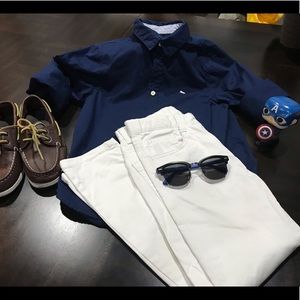United Colors of Benetton/ H&M Bottoms - 2 piece bundle Boys Pants and H&M shirt United Colors of Benetton/ H&M Bottoms - 2 piece bundle Boys Pants and H&M shirt